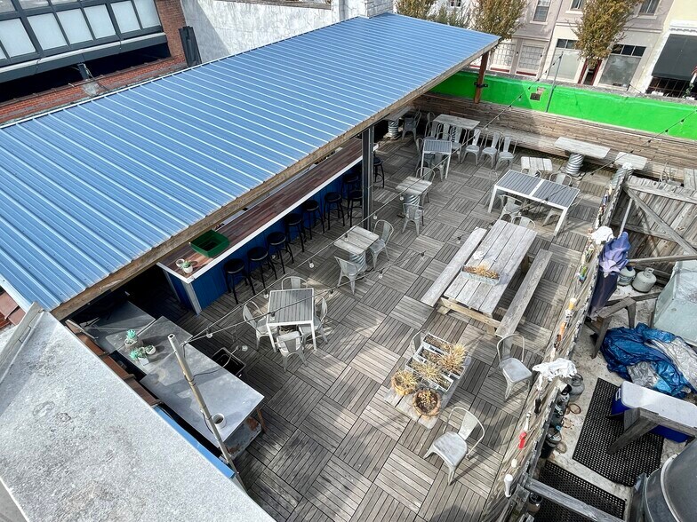 More Photos Of 314 William St, Fredericksburg Storefront For Lease