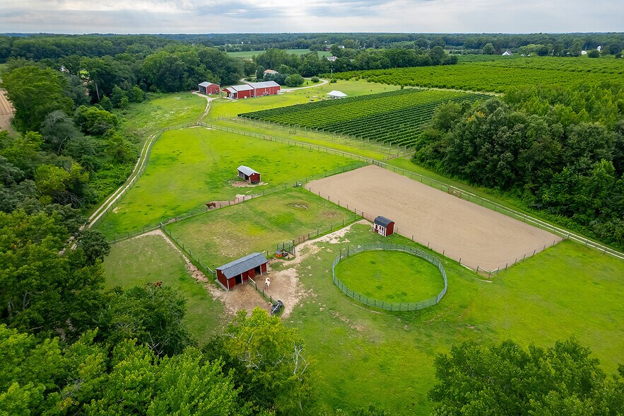 More Photos Of 314 Richwood Rd, Monroeville Winery Vineyard For Sale