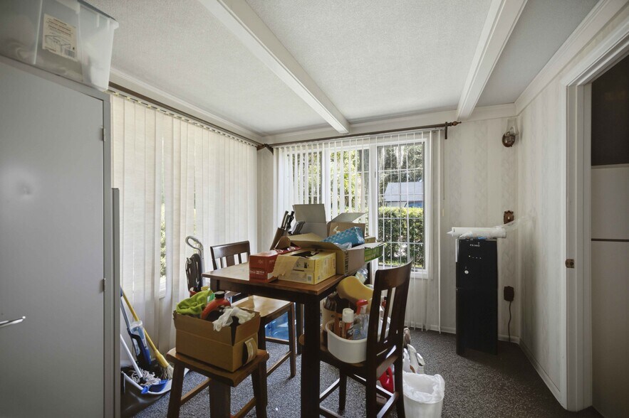 More Photos Of 1112 NE 36th Ave, Ocala Office For Sale