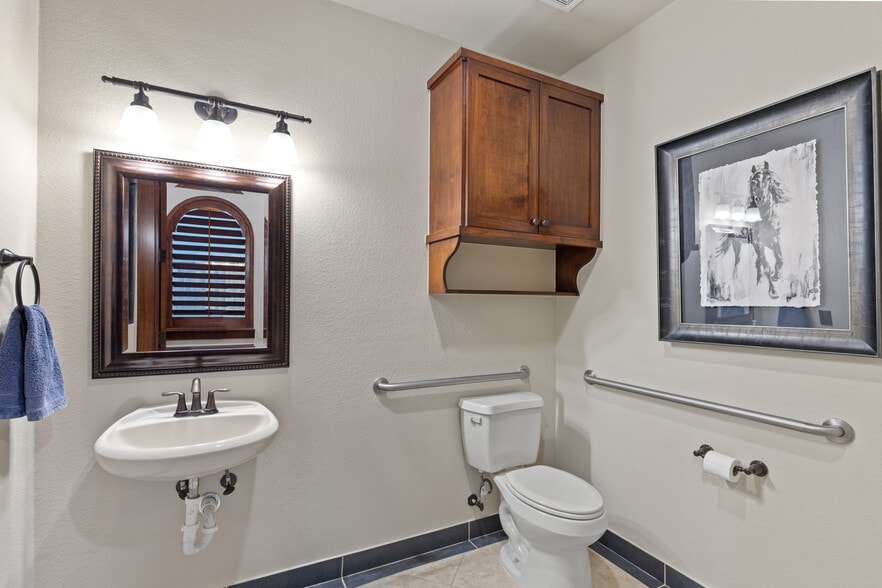 More Photos Of 22321 Gosling Rd, Spring Office For Sale