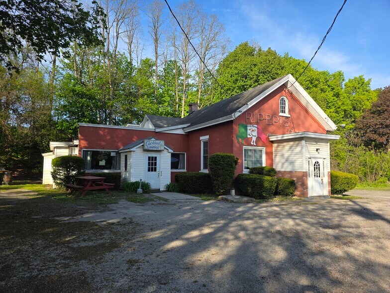 More Photos Of 7850 NY-5, Saint Johnsville Restaurant For Sale