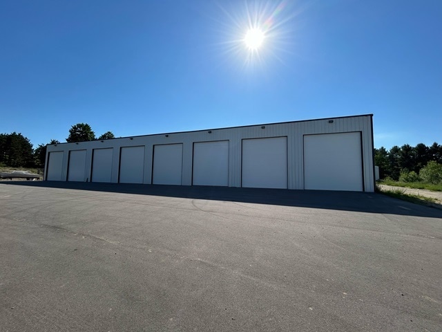 More Photos Of 8597 Bingham Rd, Traverse City Warehouse For Sale