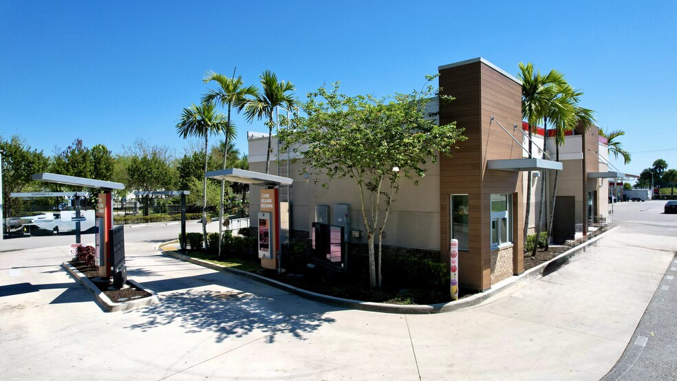 More Photos Of 8133 Southern Blvd, West Palm Beach Fast Food For Sale