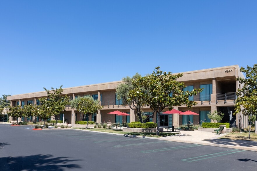 More Photos Of 9891 Irvine Center Dr, Irvine Loft Creative Space For Lease