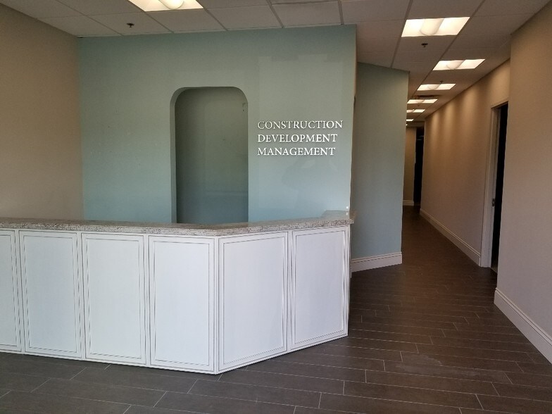 More Photos Of 10368 W State Road 84, Davie Office For Lease