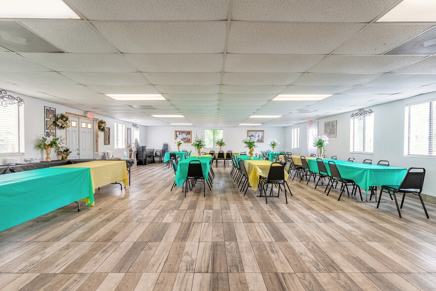 More Photos Of 54 Ridgewood Ave, Ormond Beach Religious Facility For Sale