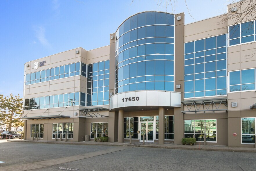 More Photos Of 17650 66A Ave, Surrey Office For Lease