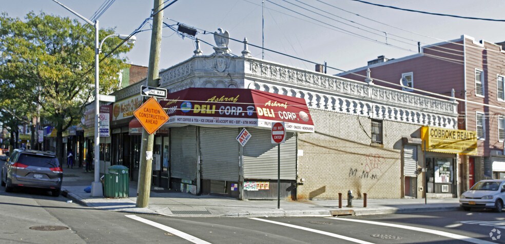Primary Photo Of 3622-3640 White Plains Rd, Bronx Storefront For Lease