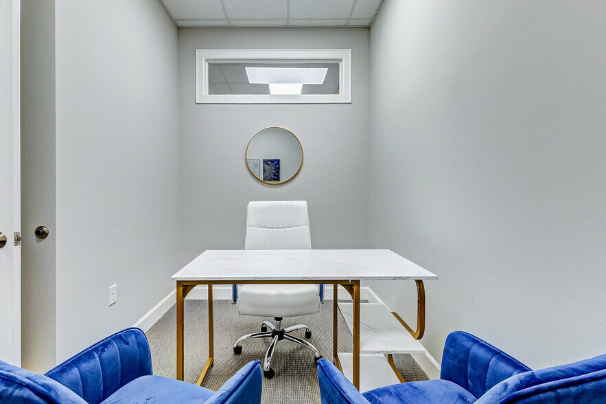 More Photos Of 26717 Westheimer Pky, Katy Medical For Sale