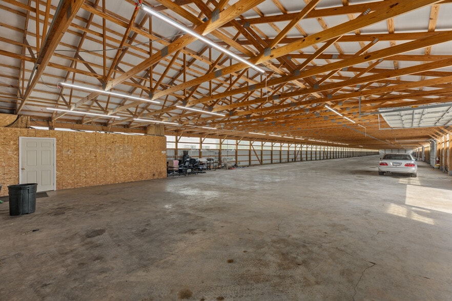 More Photos Of 2149 E Frontage Rd, Staunton Auto Dealership For Sale