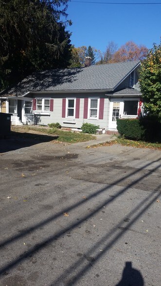 More Photos Of 2058 E Main St, Cortlandt Manor Service Station For Sale