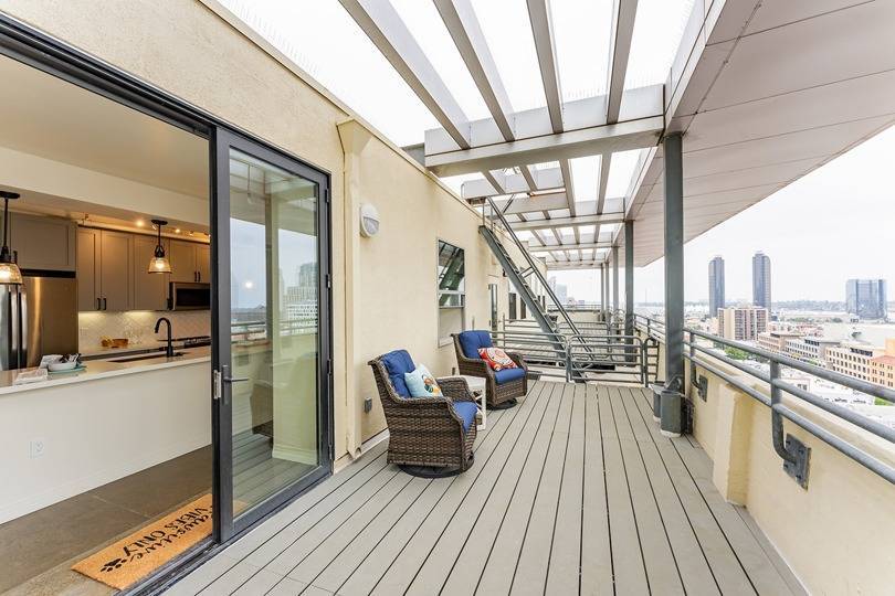 More Photos Of 1007 5th Ave, San Diego Apartments For Lease