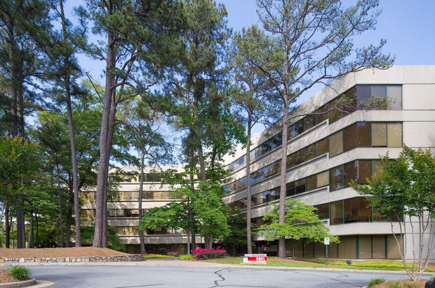 More Photos Of 2801 Buford Hwy NE, Atlanta Unknown For Lease