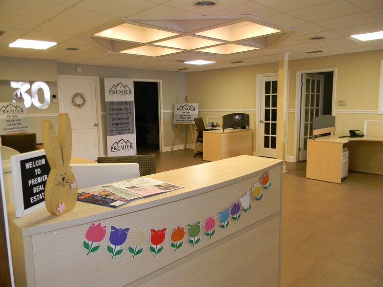 More Photos Of 1012 Mantua Pike, Woodbury Heights Office For Lease