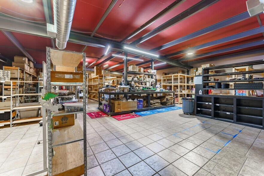 More Photos Of 1971 E US 412 Hwy, Siloam Springs General Retail For Sale