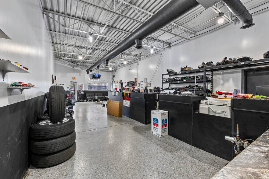 More Photos Of 11435 Schaefer Hwy, Detroit Warehouse For Sale