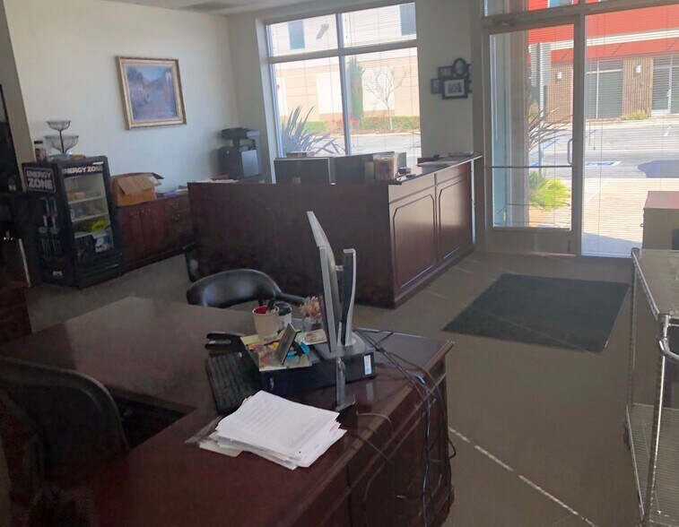 More Photos Of 3458 Webster Ave, Perris Warehouse For Lease