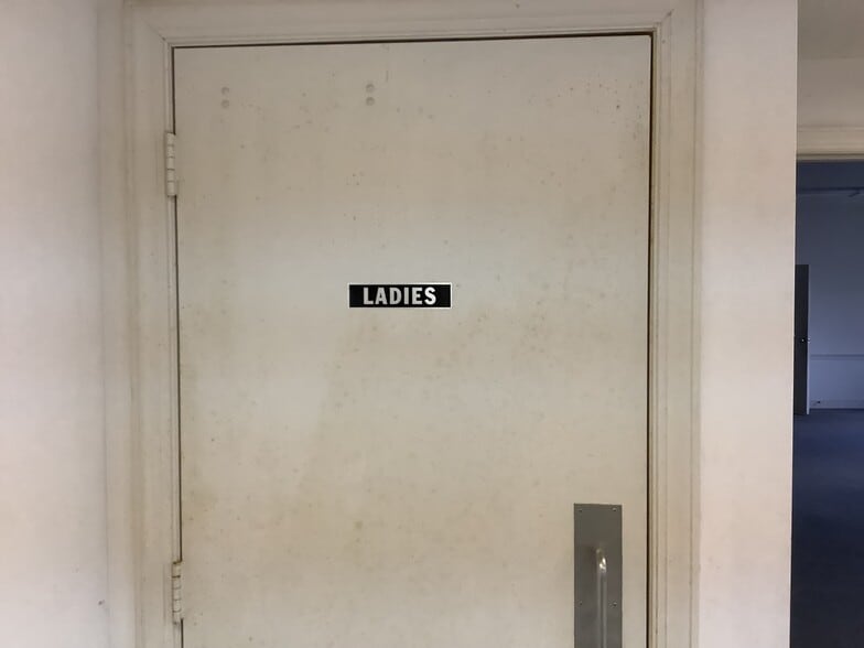 More Photos Of 605 Clarksbury Church Rd, Thomasville Religious Facility For Sale