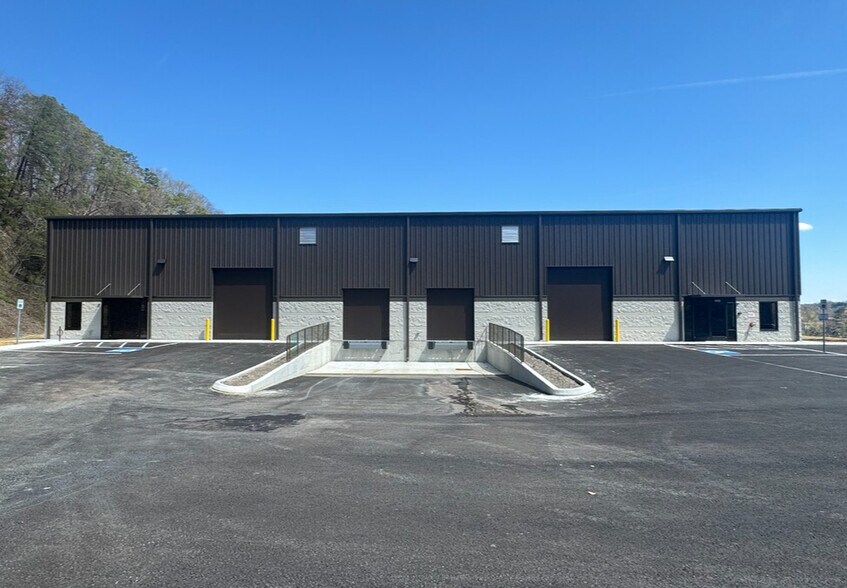 Primary Photo Of 2501 Prime way, Knoxville Industrial For Lease