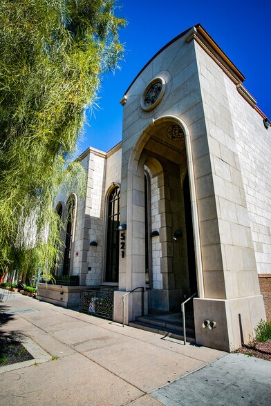 More Photos Of 521 S 3rd St, Las Vegas Office For Sale