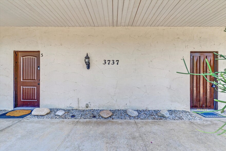 More Photos Of 3737 E Calle De Carlos, Palm Springs Apartments For Sale