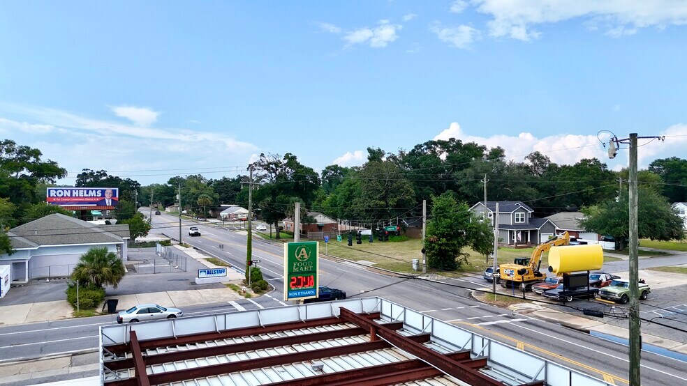 More Photos Of 2015 9th Ave, Pensacola Convenience Store For Sale