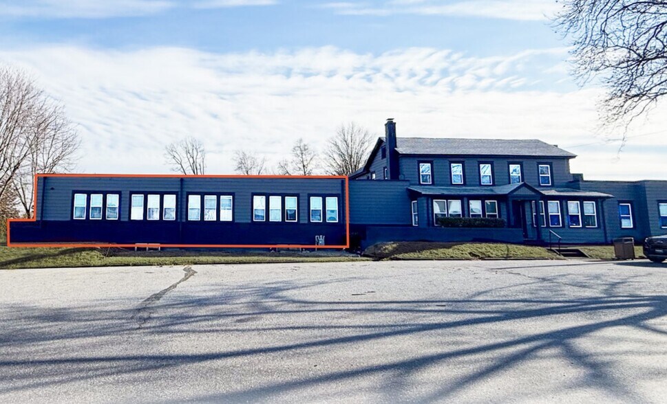 Primary Photo Of 801 Bridgeboro Rd, Beverly Office For Sale