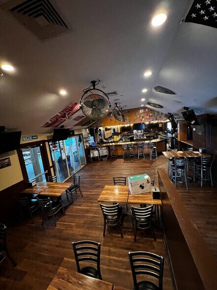 More Photos Of 910 Union Ave, Union Beach Restaurant For Sale