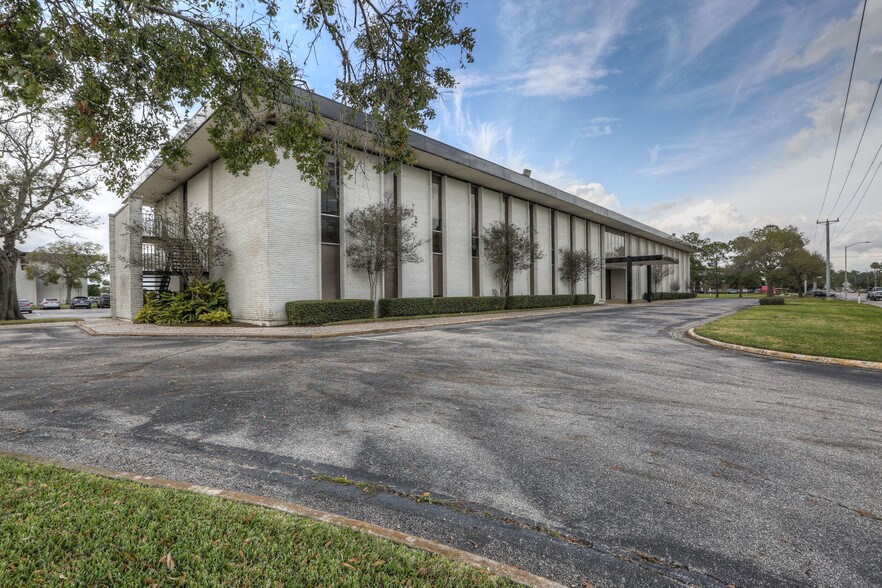 More Photos Of 1115 Gemini St, Houston Office For Lease