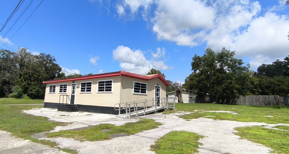 More Photos Of 14610 Kennard St, Waldo Freestanding For Sale
