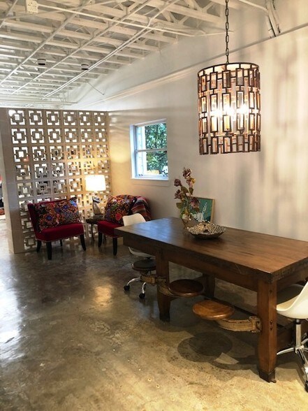 More Photos Of 4130 Spicewood Springs Rd, Austin Loft Creative Space For Lease