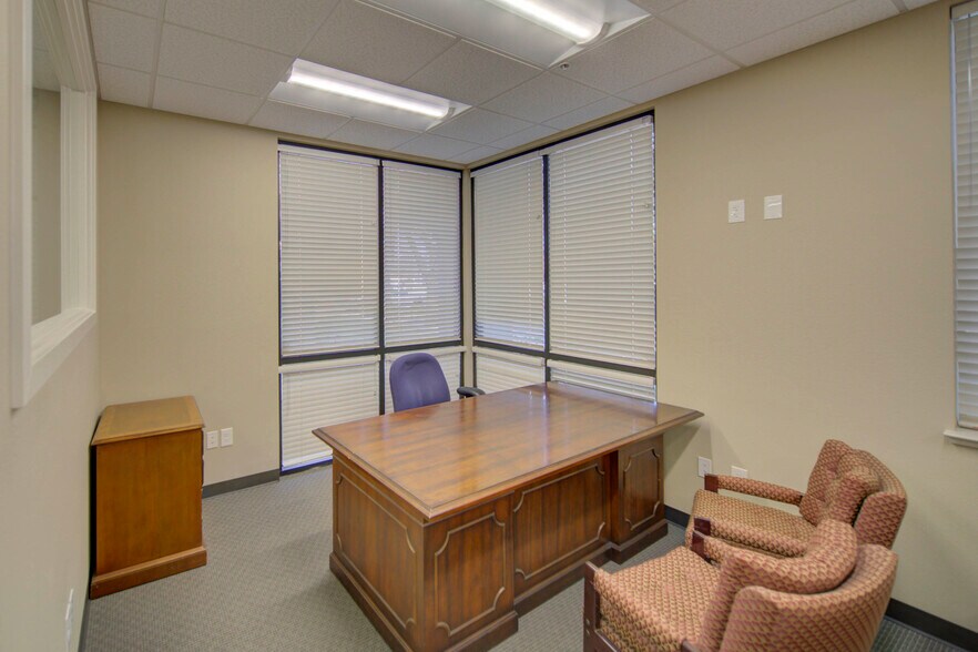 More Photos Of 437 Century Park Dr, Yuba City Office Residential For Lease
