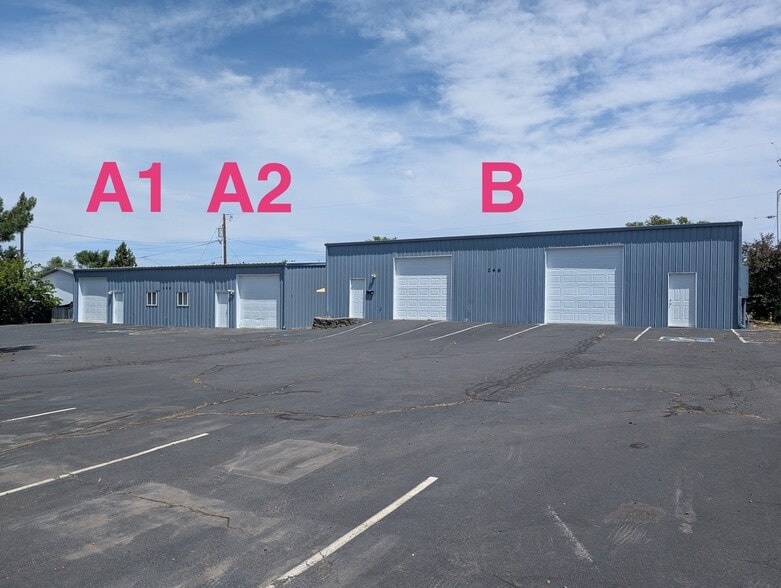 More Photos Of 246 SE Franklin, Redmond Warehouse For Lease