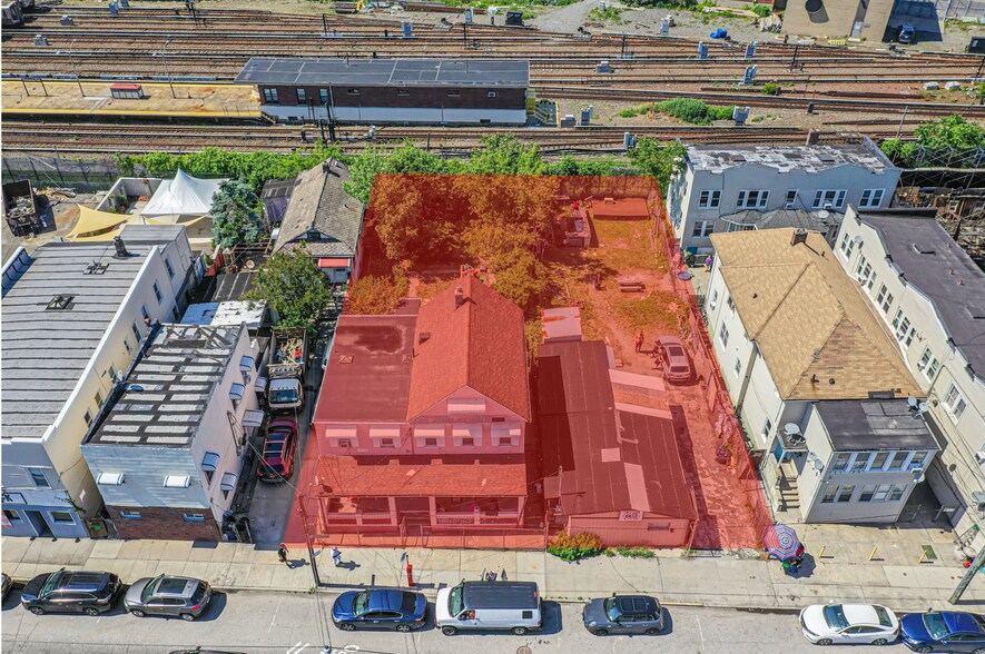 More Photos Of 11124 Rockaway Beach Blvd, Rockaway Park Apartments For Sale