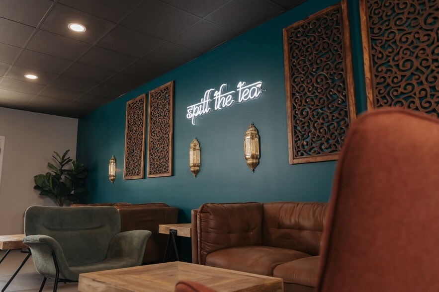 More Photos Of 1028 Shelby St, Indianapolis General Retail For Lease