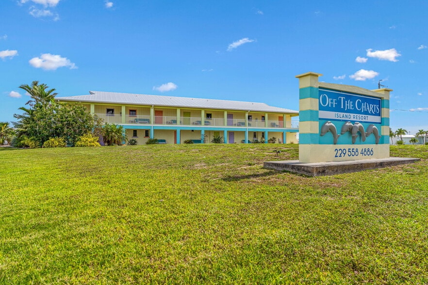 More Photos Of 2938 Sanibel Blvd, Saint James City Hotel For Sale