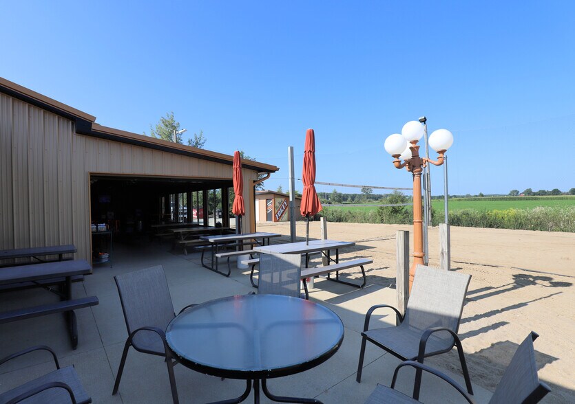 More Photos Of 15952 Oakley Rd, Chesaning Freestanding For Sale