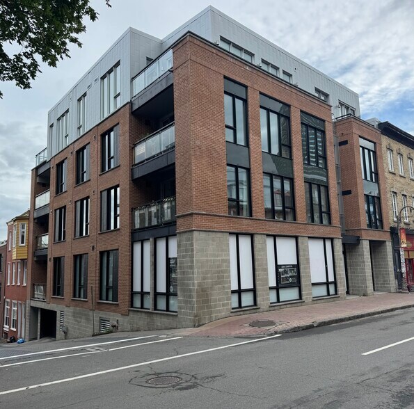 More Photos Of 500 Rue Saint-Jean, Québec Office Residential For Sale