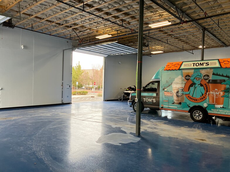 More Photos Of 3770 Barron Way, Reno Warehouse For Lease
