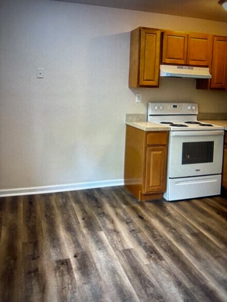 More Photos Of 719 Dudley Ave, Norfolk Apartments For Sale
