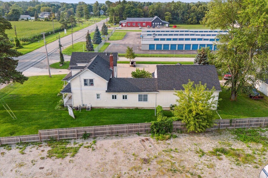 More Photos Of 5232 Morrish Rd, Swartz Creek Office For Sale