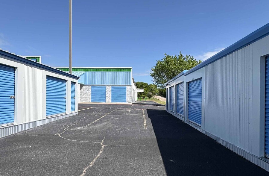 Primary Photo Of 801 Turkey Creek Trl, Bridgeport Specialty For Sale