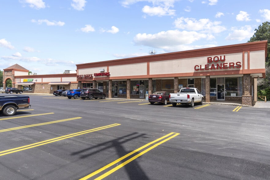 More Photos Of 3000-3284 Union Rd, Gastonia Unknown For Lease