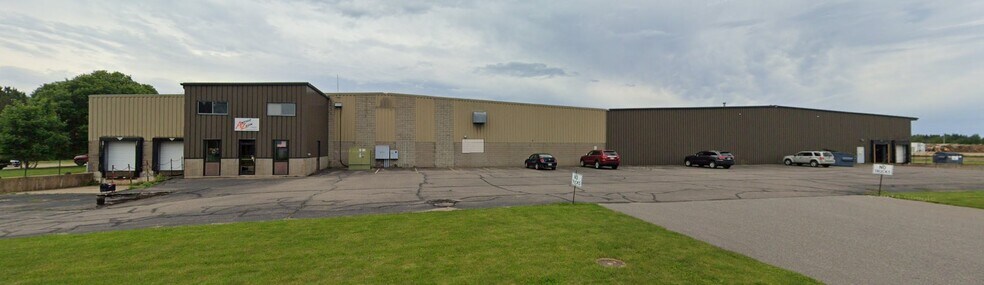 More Photos Of 1412 Deleglise St, Antigo Manufacturing For Sale