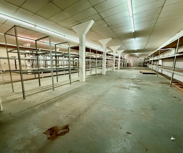 More Photos Of 1298 Spruce St, Easton Light Manufacturing For Lease