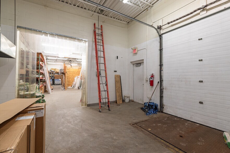 More Photos Of 2120 Hauser St, La Crosse Warehouse For Sale