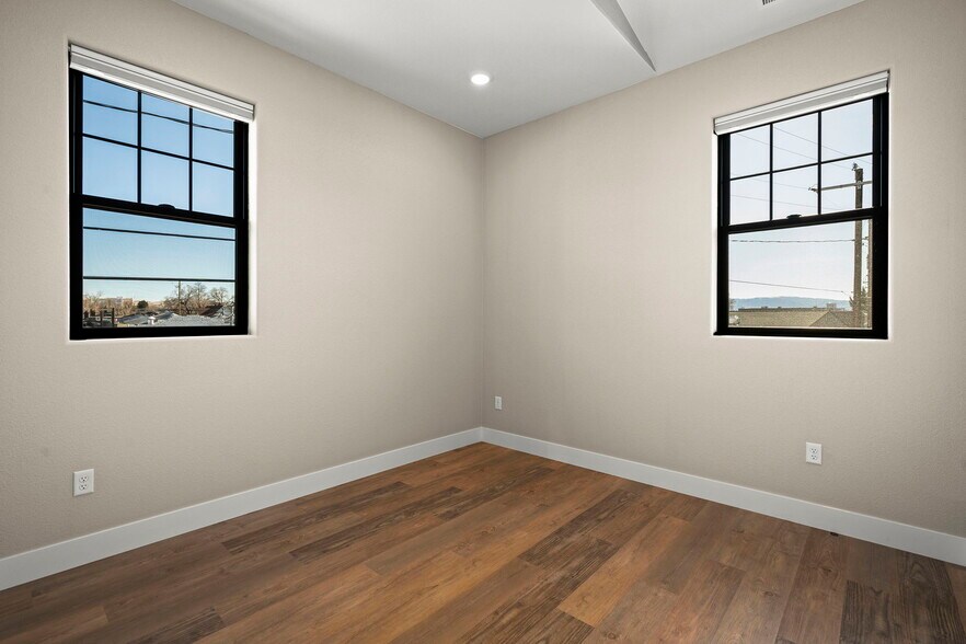 More Photos Of 734 Tahoe St, Reno Apartments For Sale