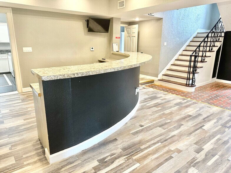 More Photos Of 2424 Southmore Blvd, Houston Medical For Lease