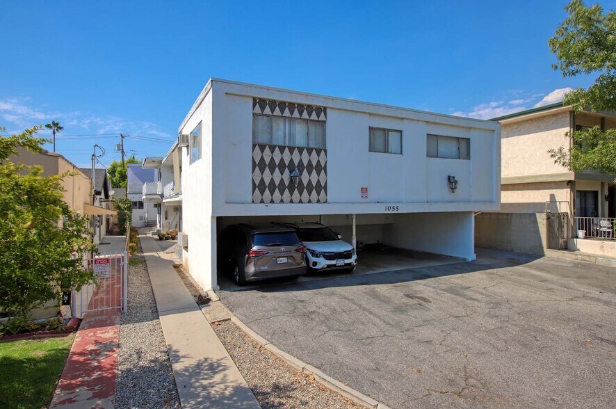 More Photos Of 1055 Grover Ave, Glendale Apartments For Sale