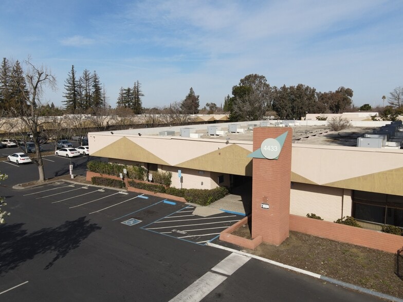Primary Photo Of 4433 Florin Rd, Sacramento Unknown For Lease